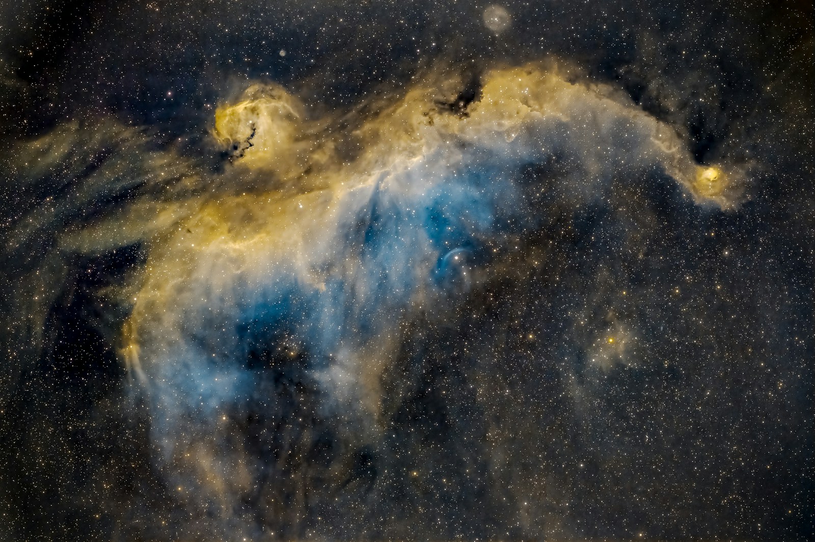 an image of a very large star in the sky